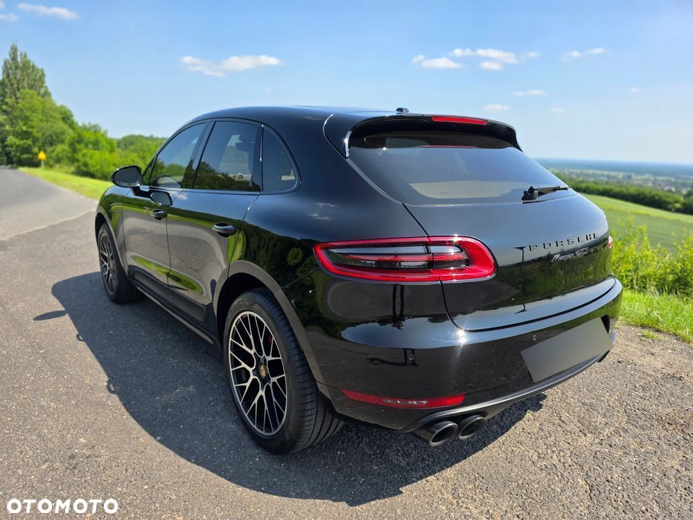 Porsche Macan GTS PDK - 4