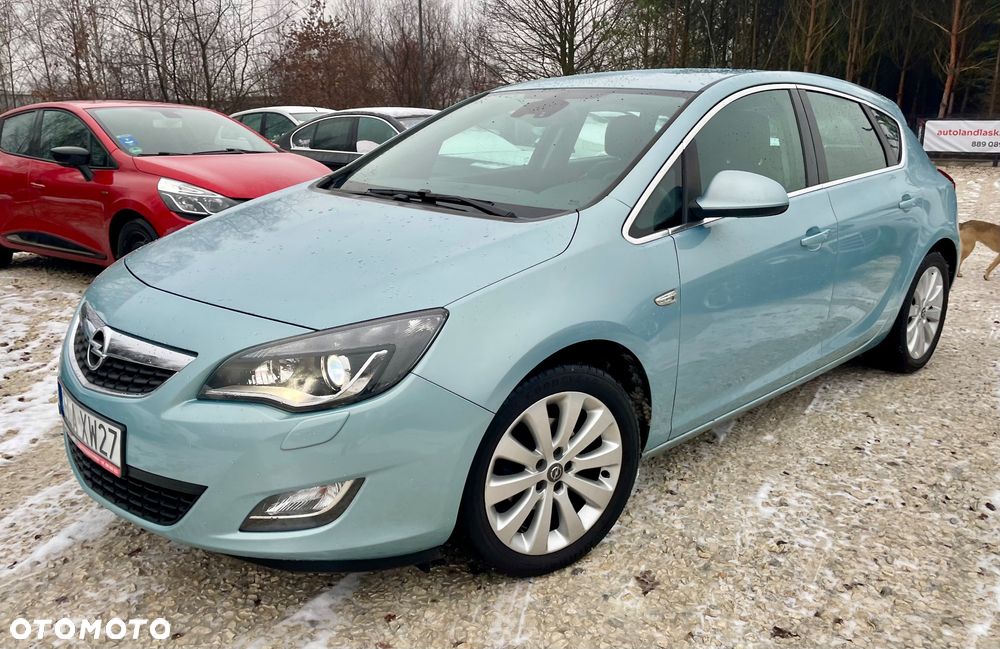 Opel Astra 1.6 NAVI - 11