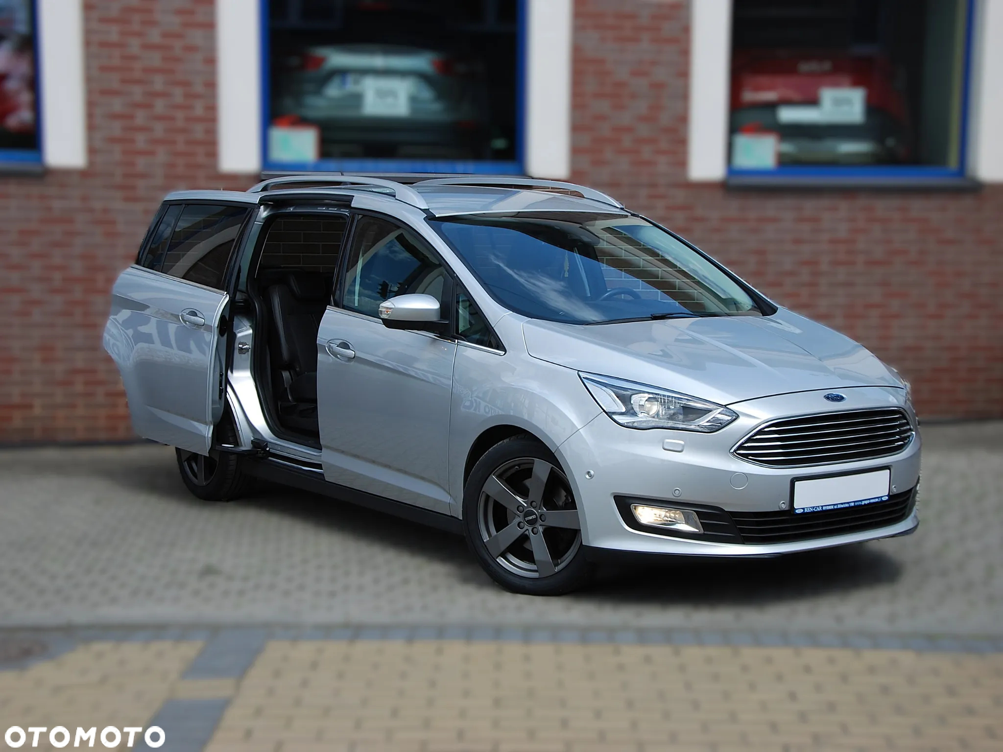Ford Grand C-MAX 1.5 TDCi Start-Stopp-System Titanium - 4