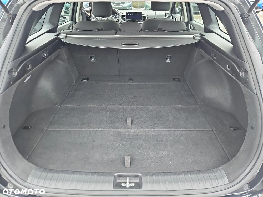 Kia Ceed 1.5 T-GDI M DCT - 21
