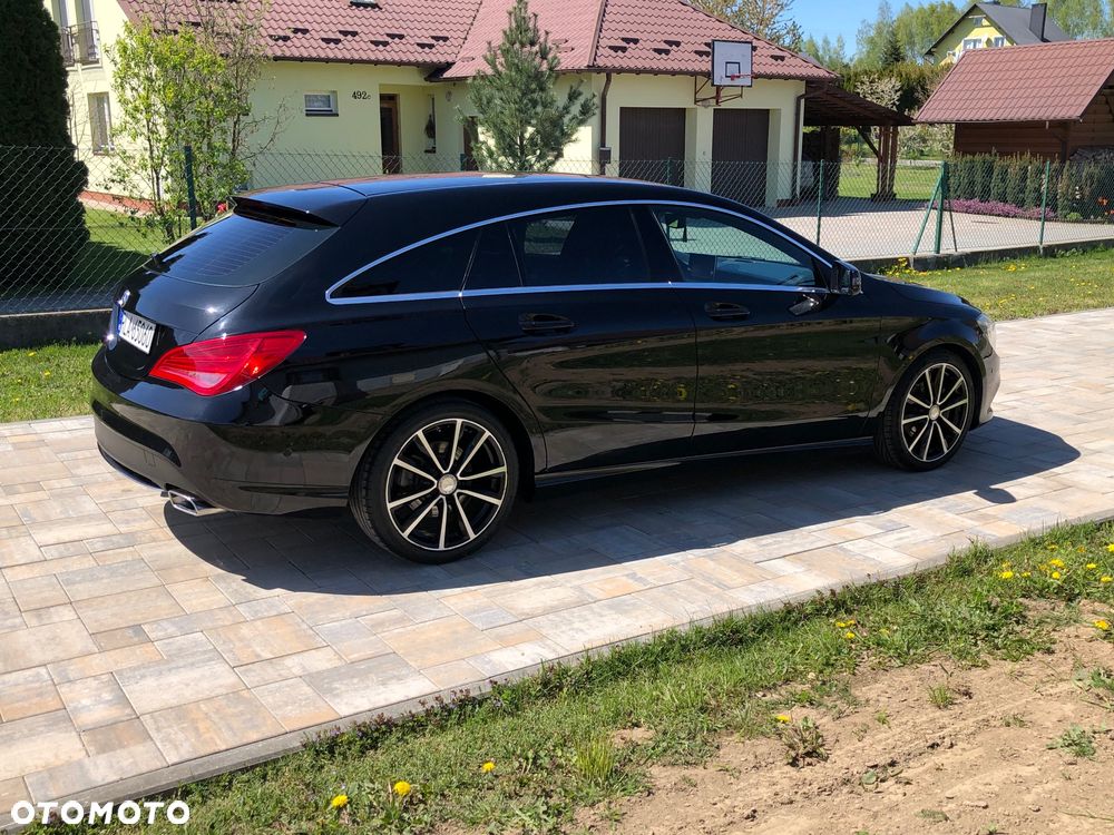 Mercedes-Benz CLA 180 7G-DCT UrbanStyle Edition - 12