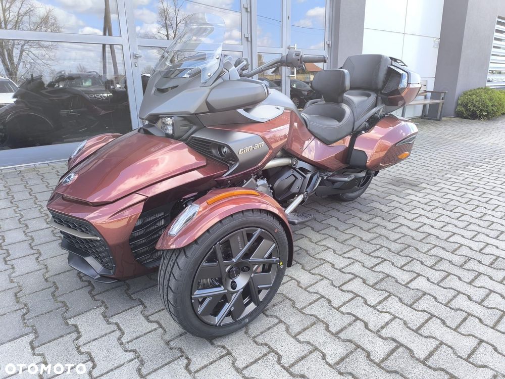 Can-Am Spyder - 3