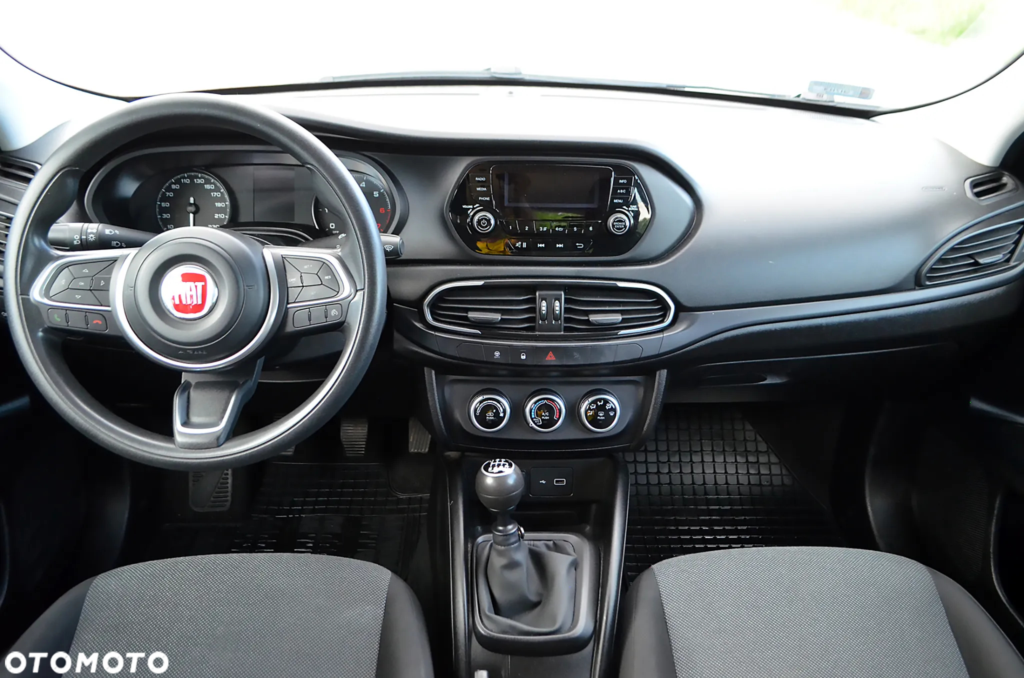 Fiat Tipo 1.4 16v Easy EU6d - 14