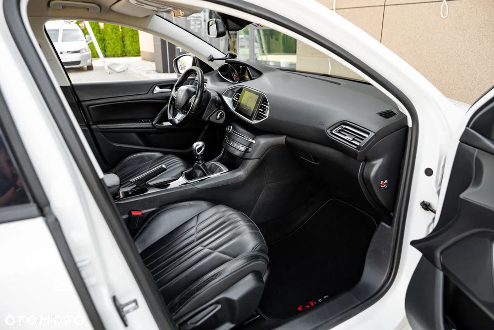 Peugeot 308 PureTech 130 Stop & Start Winter Edition - 20