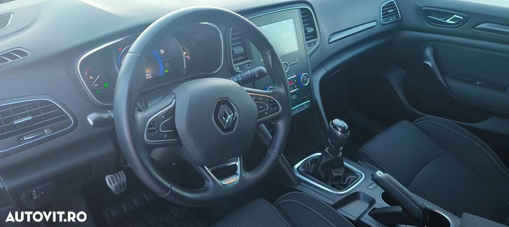 Renault Megane 1.5 dCI Intens - 10
