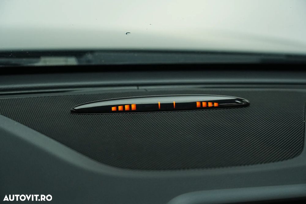 Mercedes-Benz CLA 180 7G-DCT AMG Line - 39