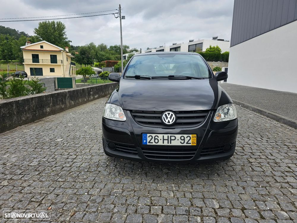 VW Fox 1.4 TDi T.Liso - 2