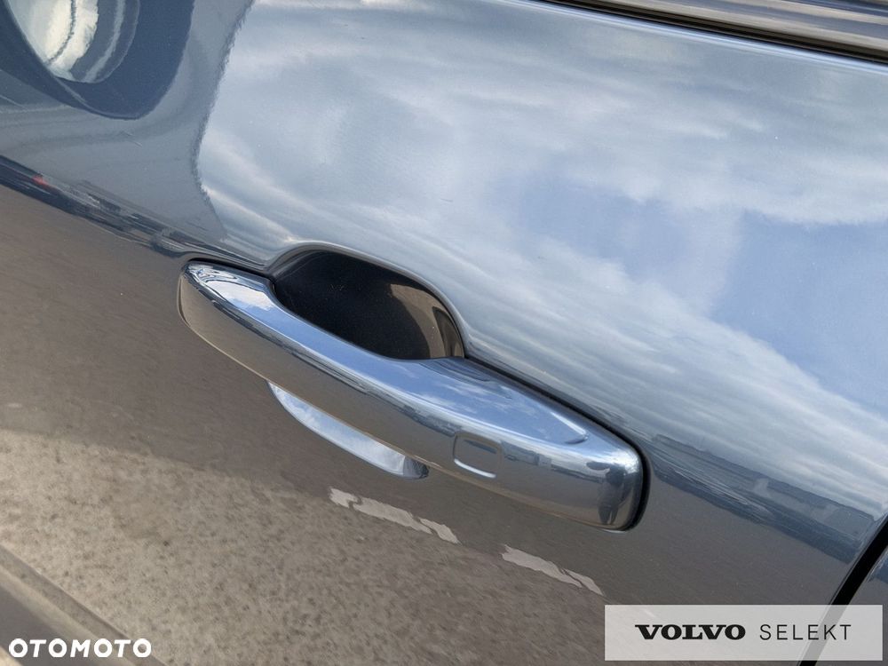Volvo XC 60 - 30