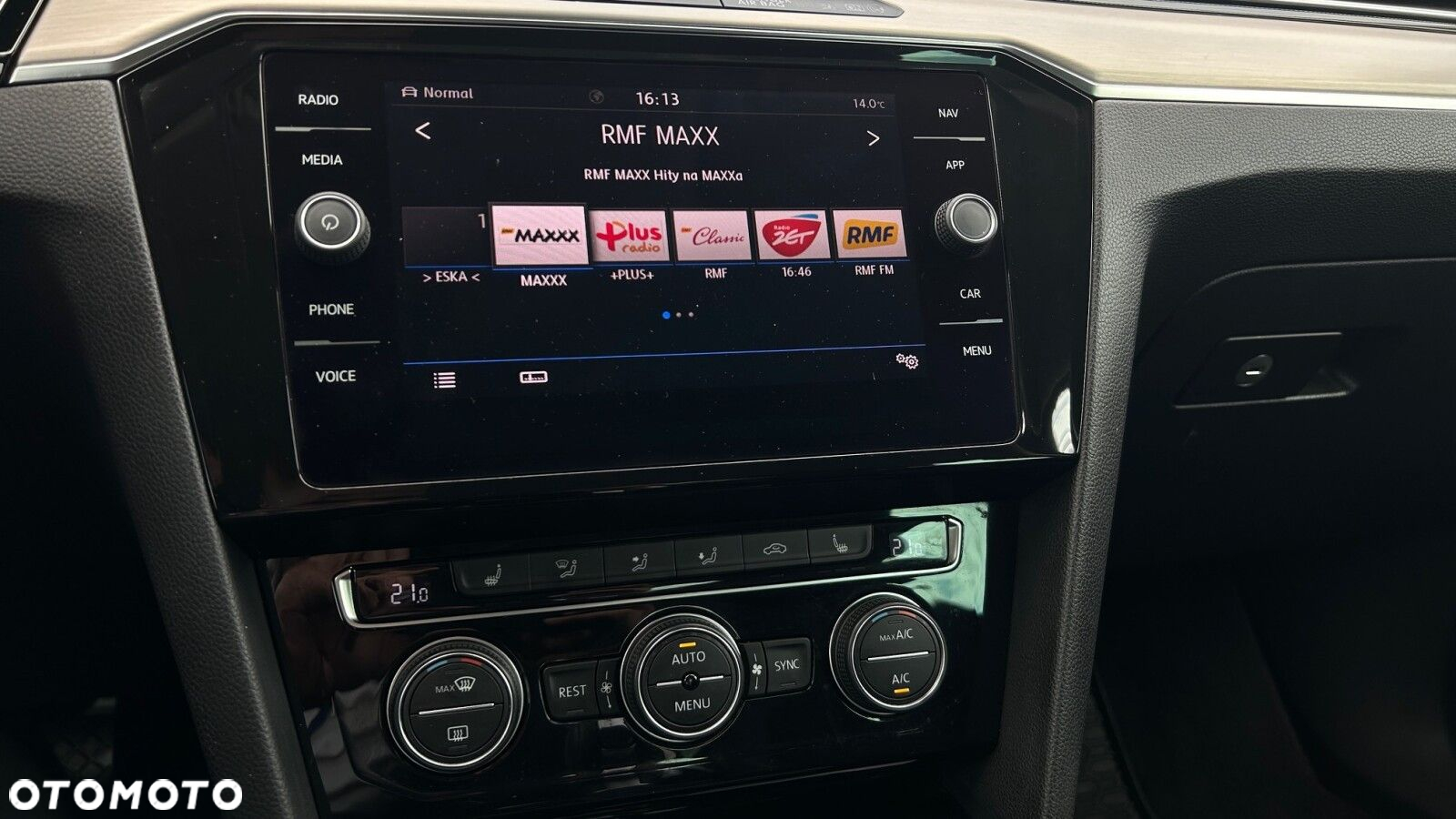 Volkswagen Passat 2.0 TSI BMT 4Mot Highline DSG - 20
