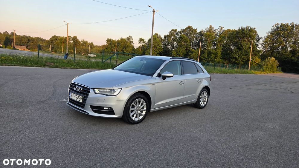 Audi A3 Sportback 2.0 TDI S line Sportpaket - 11