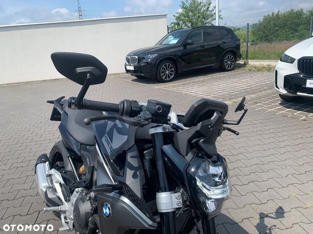 BMW F - 4