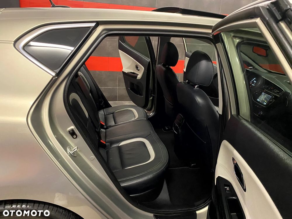 Kia Ceed 1.6 GDI ISG Vision - 21