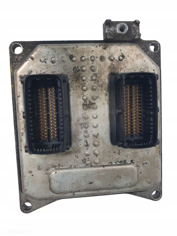 STEROWNIK SILNIKA Opel Astra III H 1.6 16V komputer 55567114 HS - 8