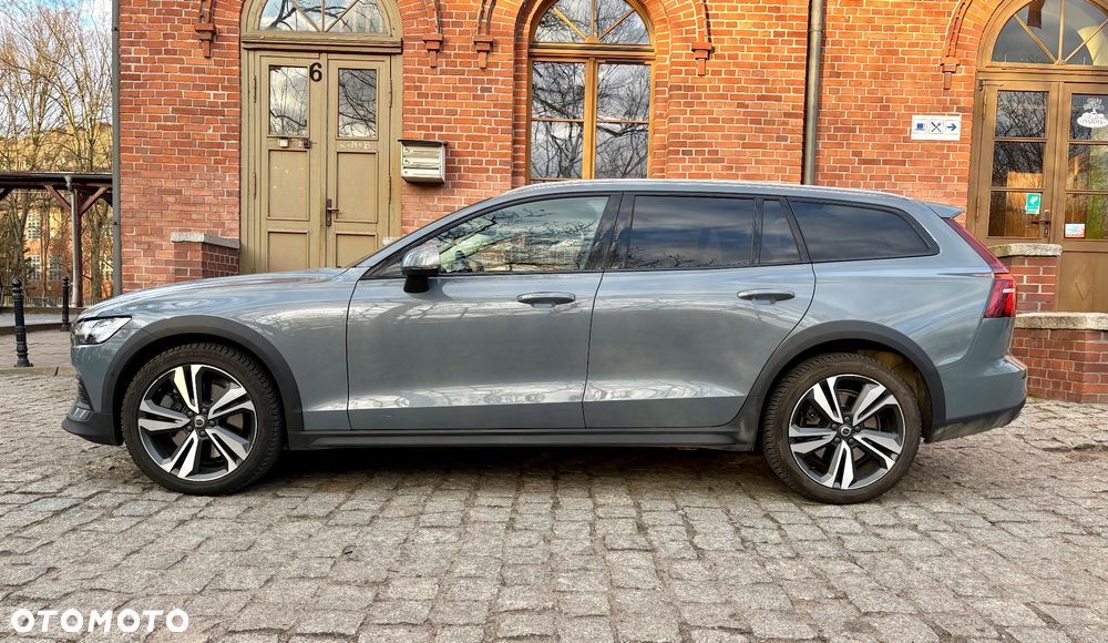 Volvo V60 B5 B AWD Plus Dark - 7