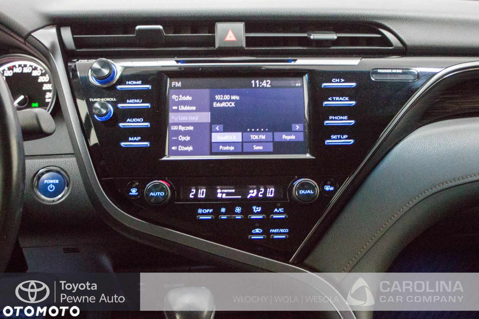 Toyota Camry - 6