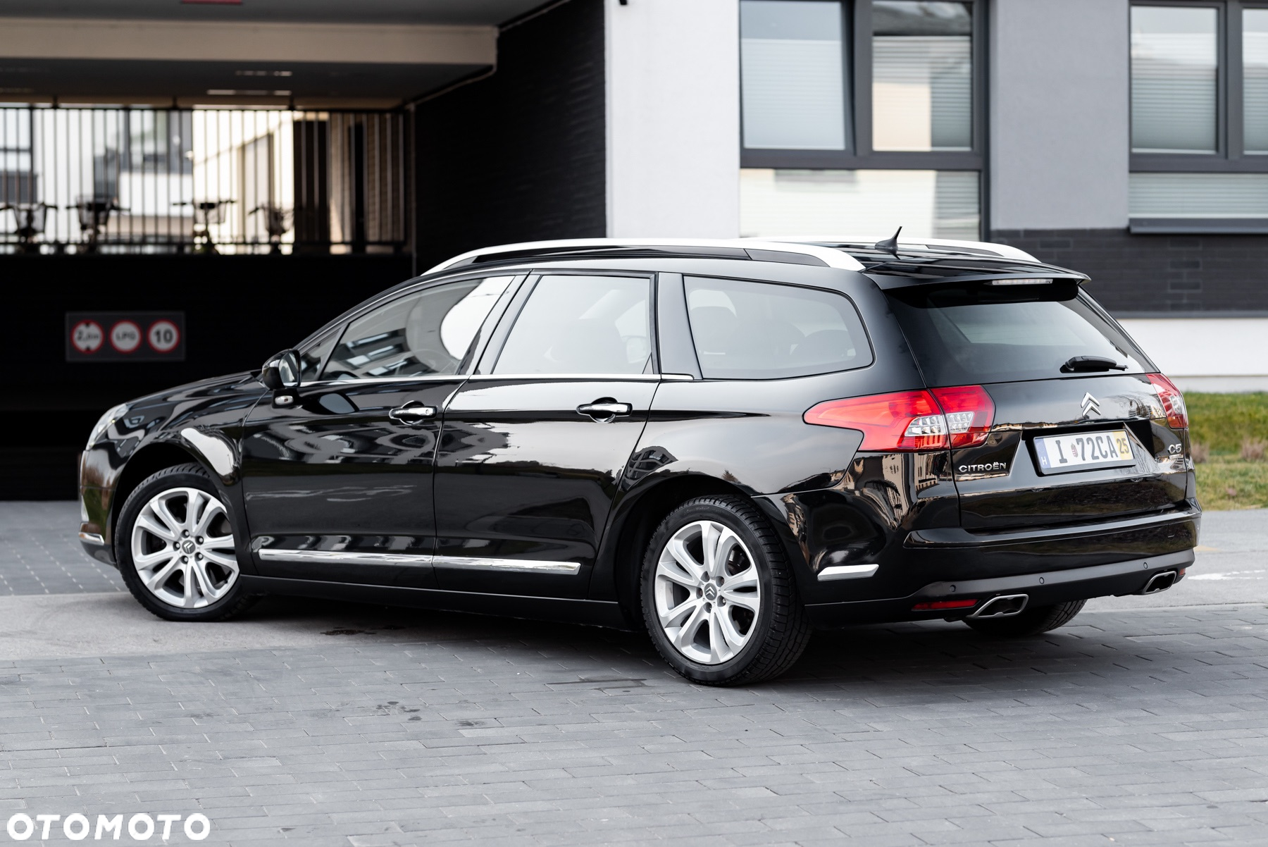 Citroën C5 3.0 HDi V6 Exclusive - 11