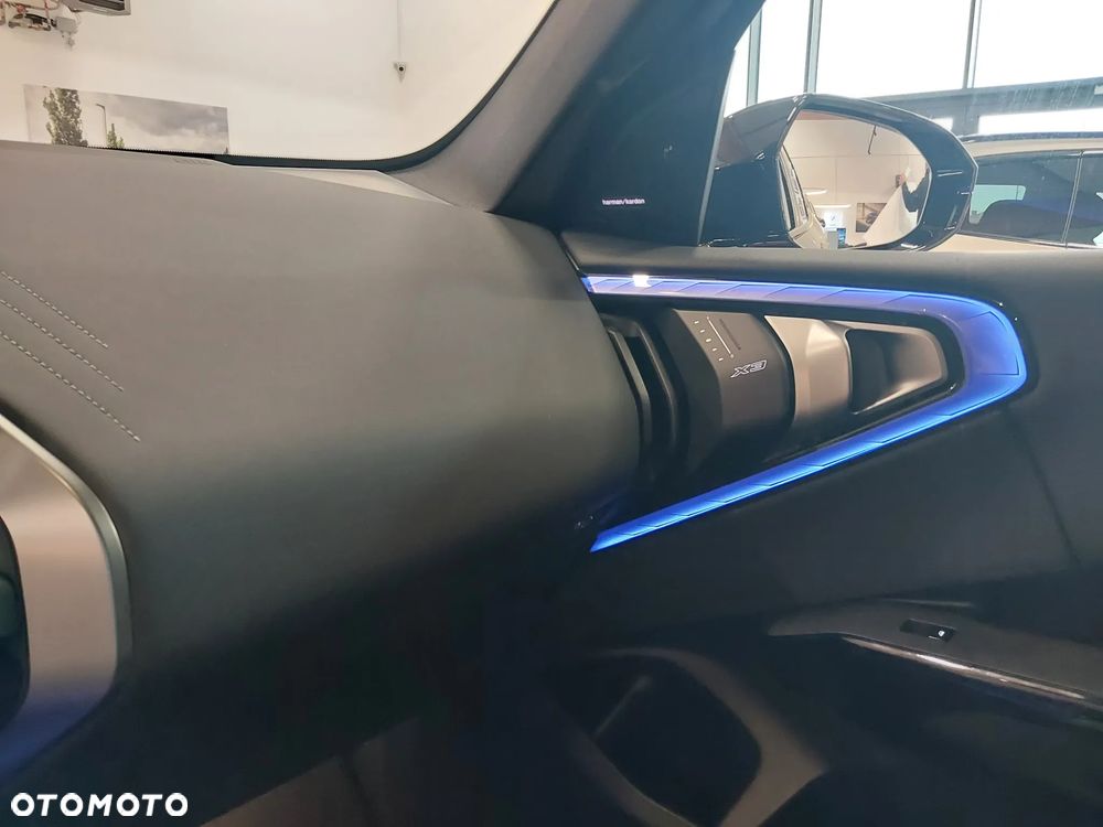 BMW X3 20 xDrive - 17