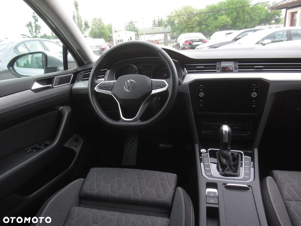 Volkswagen Passat 1.5 TSI EVO Business DSG - 12