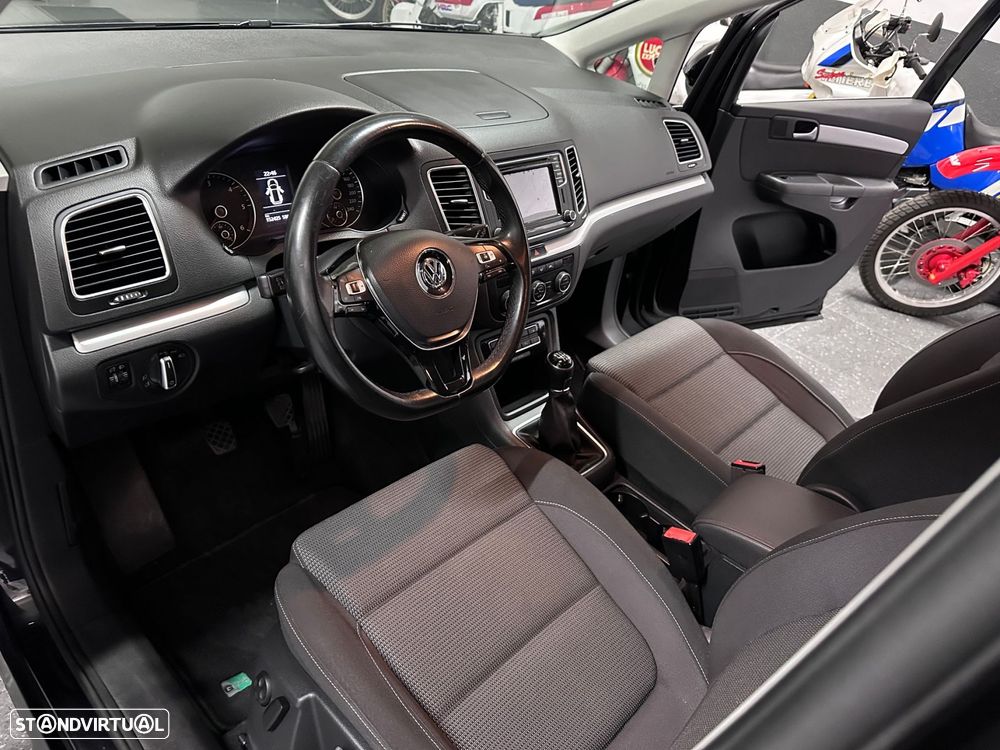 VW Sharan 2.0 TDI Blue Confortline - 19