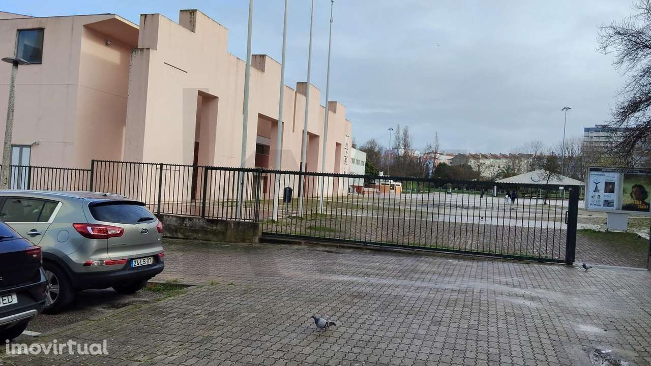 Lote para construção de prédio com 14 fogos - Grande imagem: 2/2