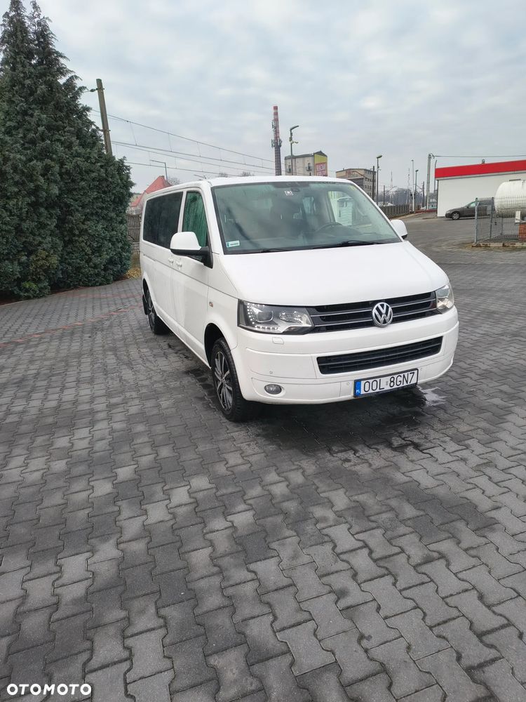 Volkswagen Multivan - 2