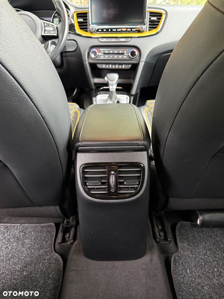 Kia XCeed 1.6 CRDi SCR XL DCT - 25