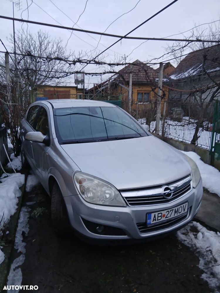 Opel Astra - 1