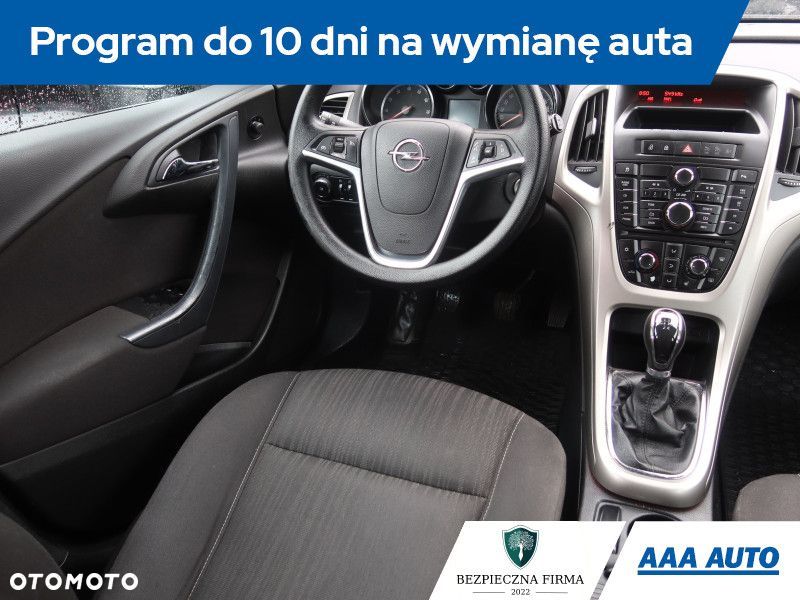 Opel Astra - 9