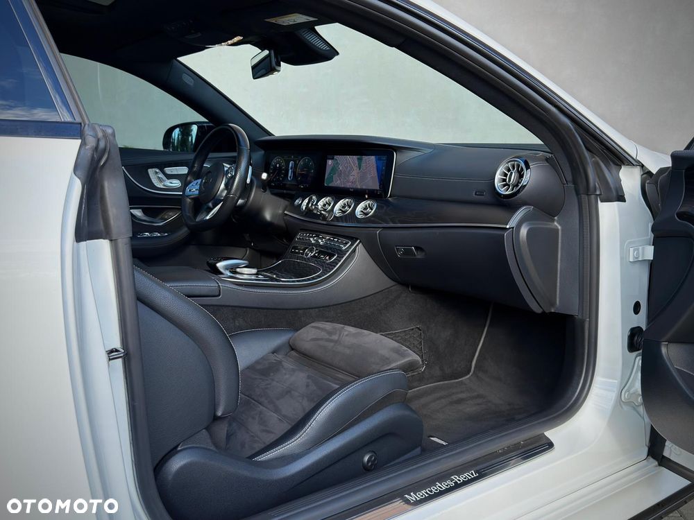 Mercedes-Benz Klasa E 220 d 4-Matic AMG - 21