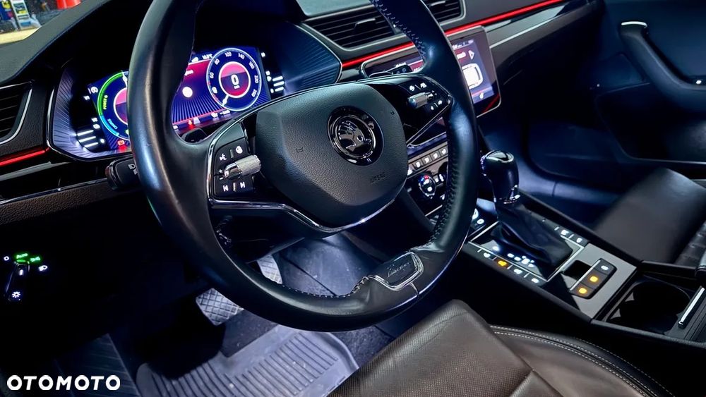 Skoda Superb III Kombi 19 - 2