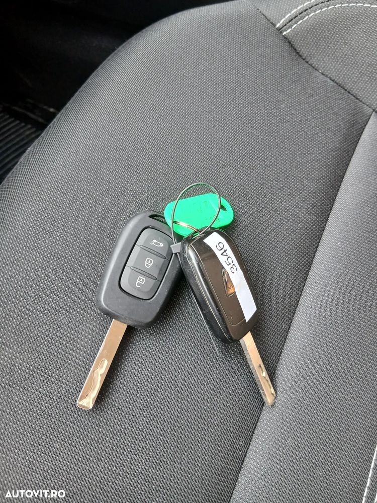 Dacia Logan TCe 90 MT6 Prestige - 19