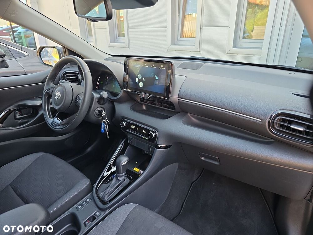 Toyota Yaris Hybrid 1.5 Style - 16