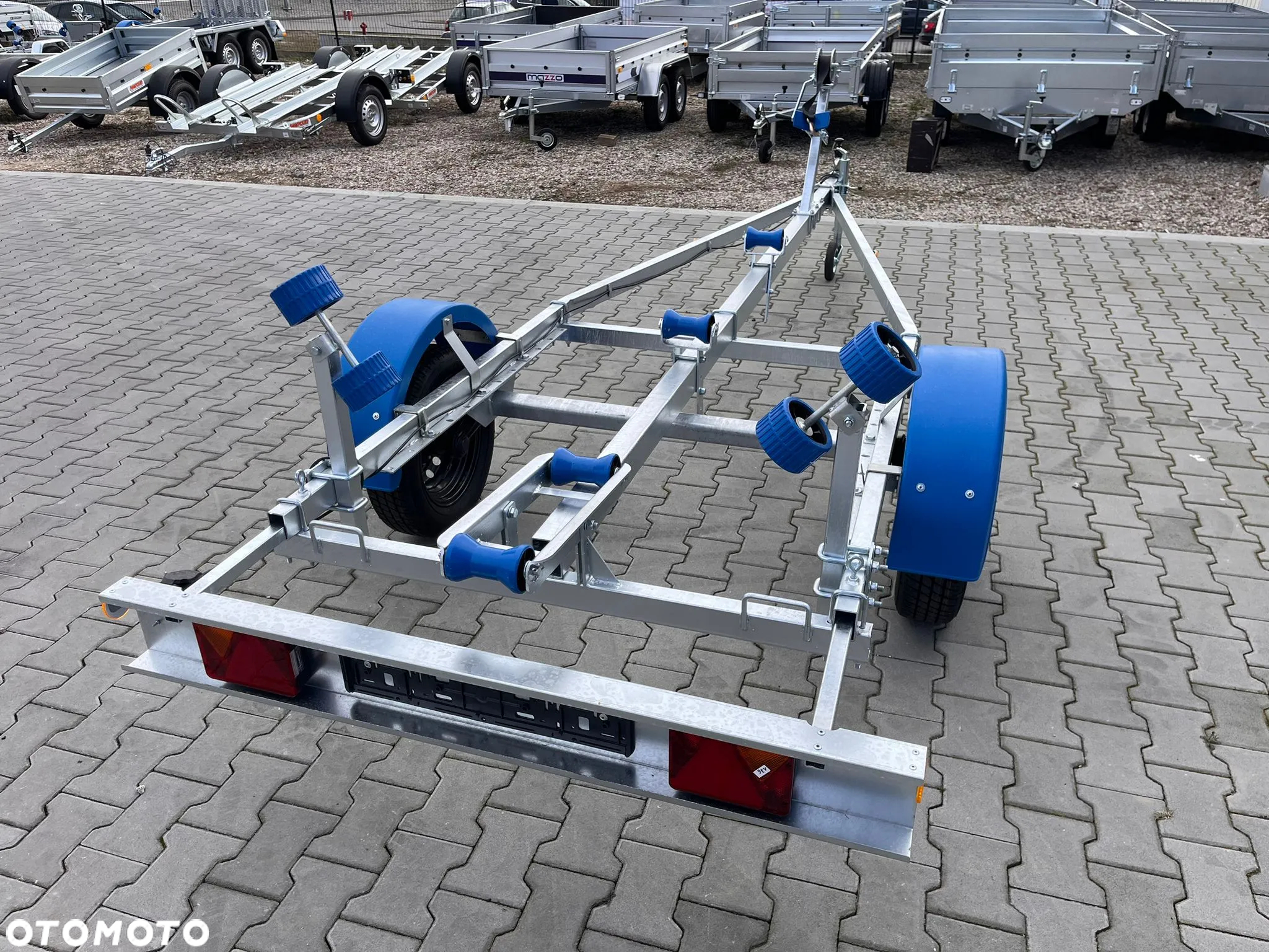 Neptun DOSTAWA! Przyczepka GN034 pod łódź do 5,5m NIEHAMOWANA Przyczepa podłodziowa z podwójnymi rolkami i kołyską! ŁOŻYSKA WODOODPORNE! Lekka, kat.B - 7
