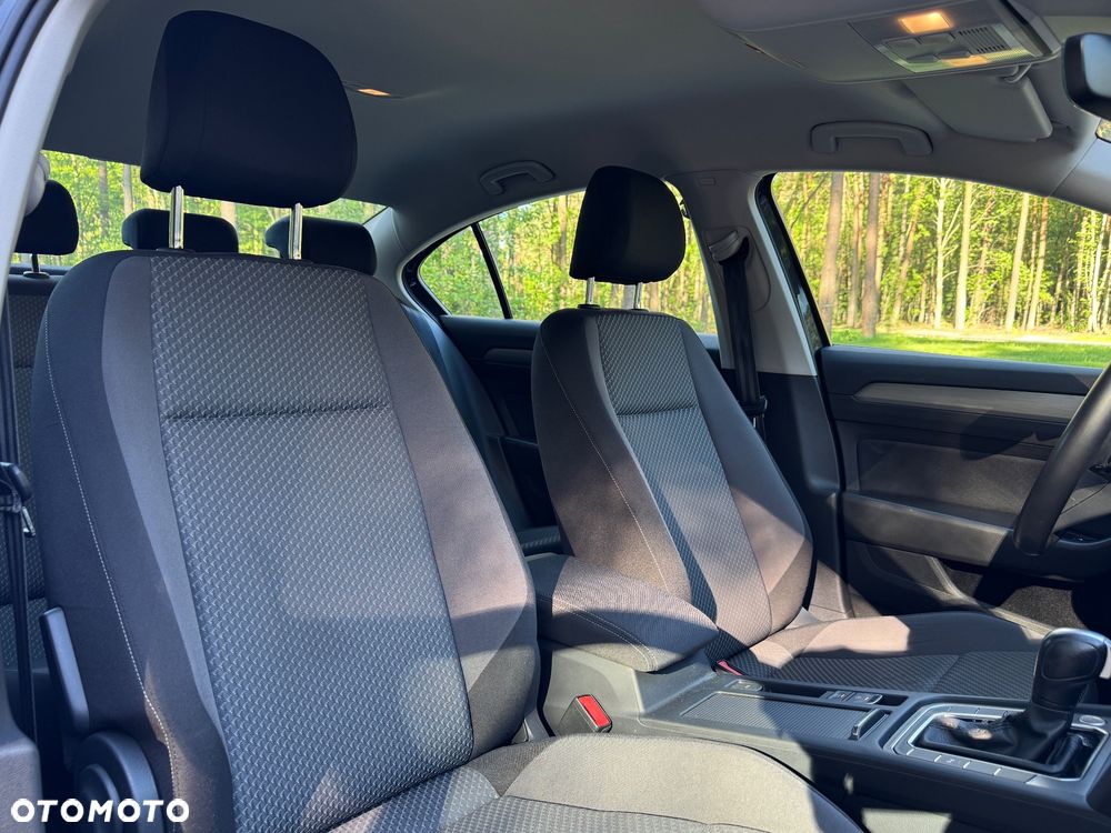 Volkswagen Passat 1.5 TSI EVO Essence DSG - 36