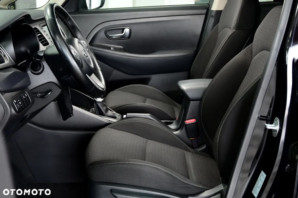 Kia Carens 1.6 GDI Business Line 7os EU6 - 19