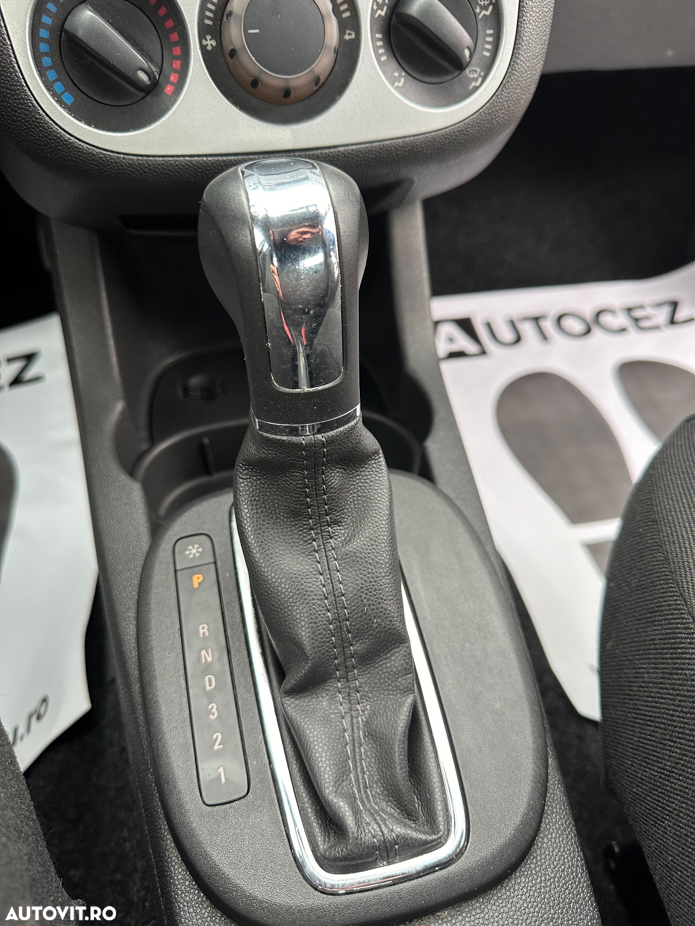 Opel Corsa 1.4 Automatik drive - 24