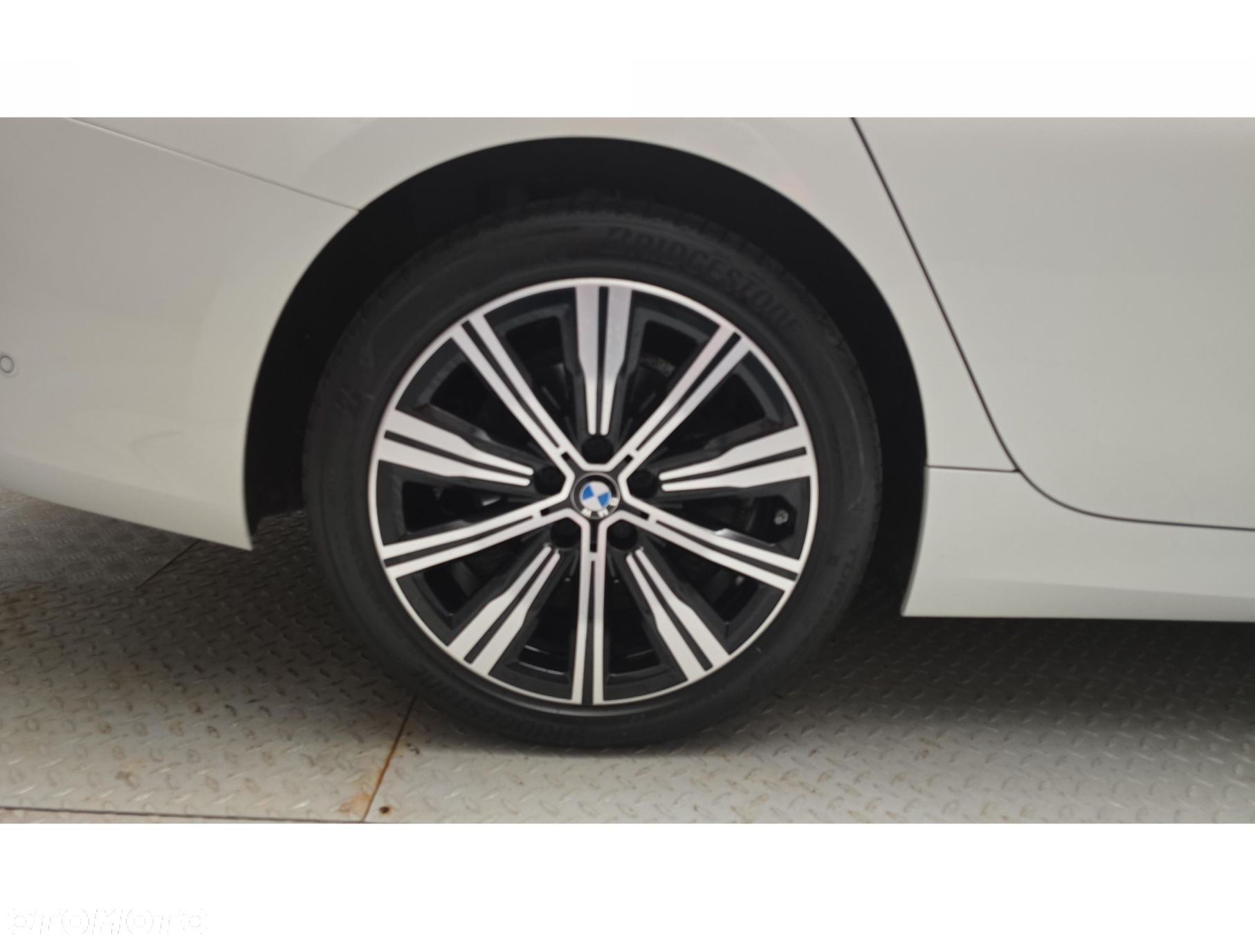 BMW Seria 3 320d xDrive Luxury Line - 25