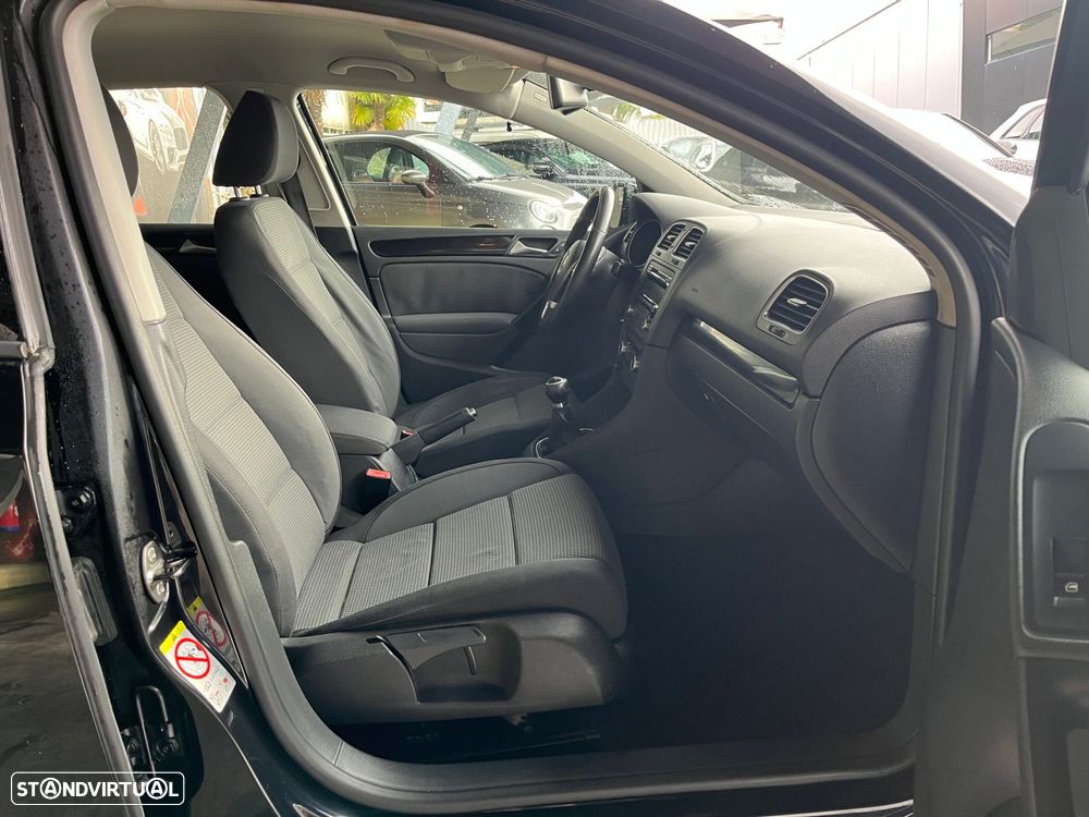 VW Golf 1.6 TDi Edition - 41