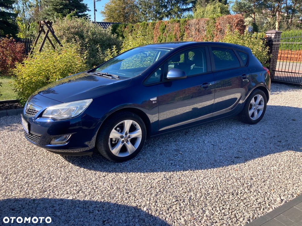 Opel Astra 1.4 Turbo ecoFLEX Start/Stop 150 Jahre - 5