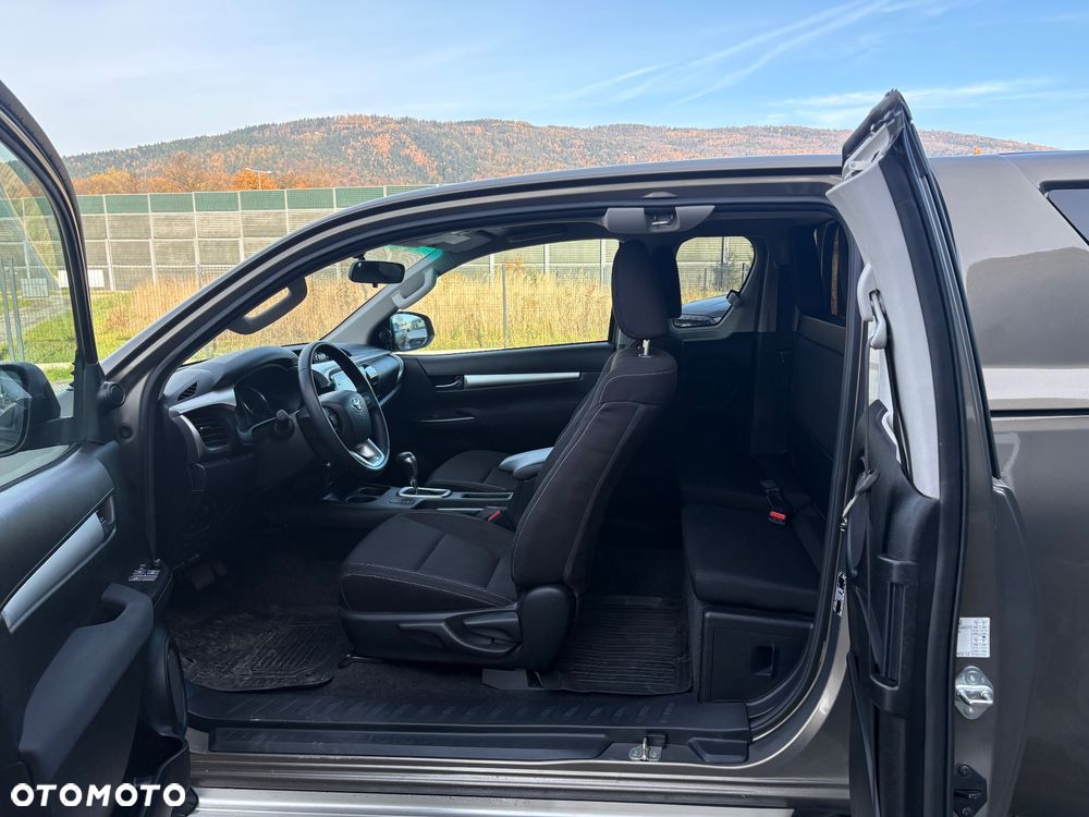 Toyota Hilux 2.4 D-4D Extra Cab Live 4x4 - 7