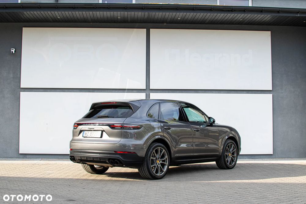 Porsche Cayenne Standard - 7