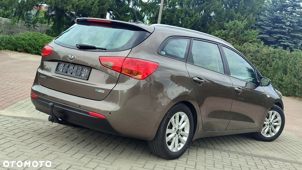 Kia Ceed 1.6 GDI Vision - 6