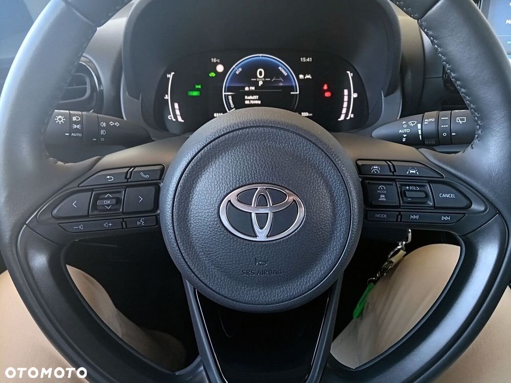 Toyota Yaris Hybrid 1.5 Style - 19