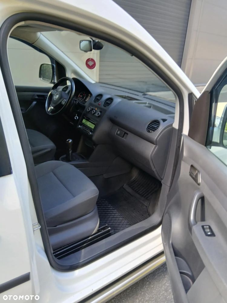 Volkswagen CADDY - 11