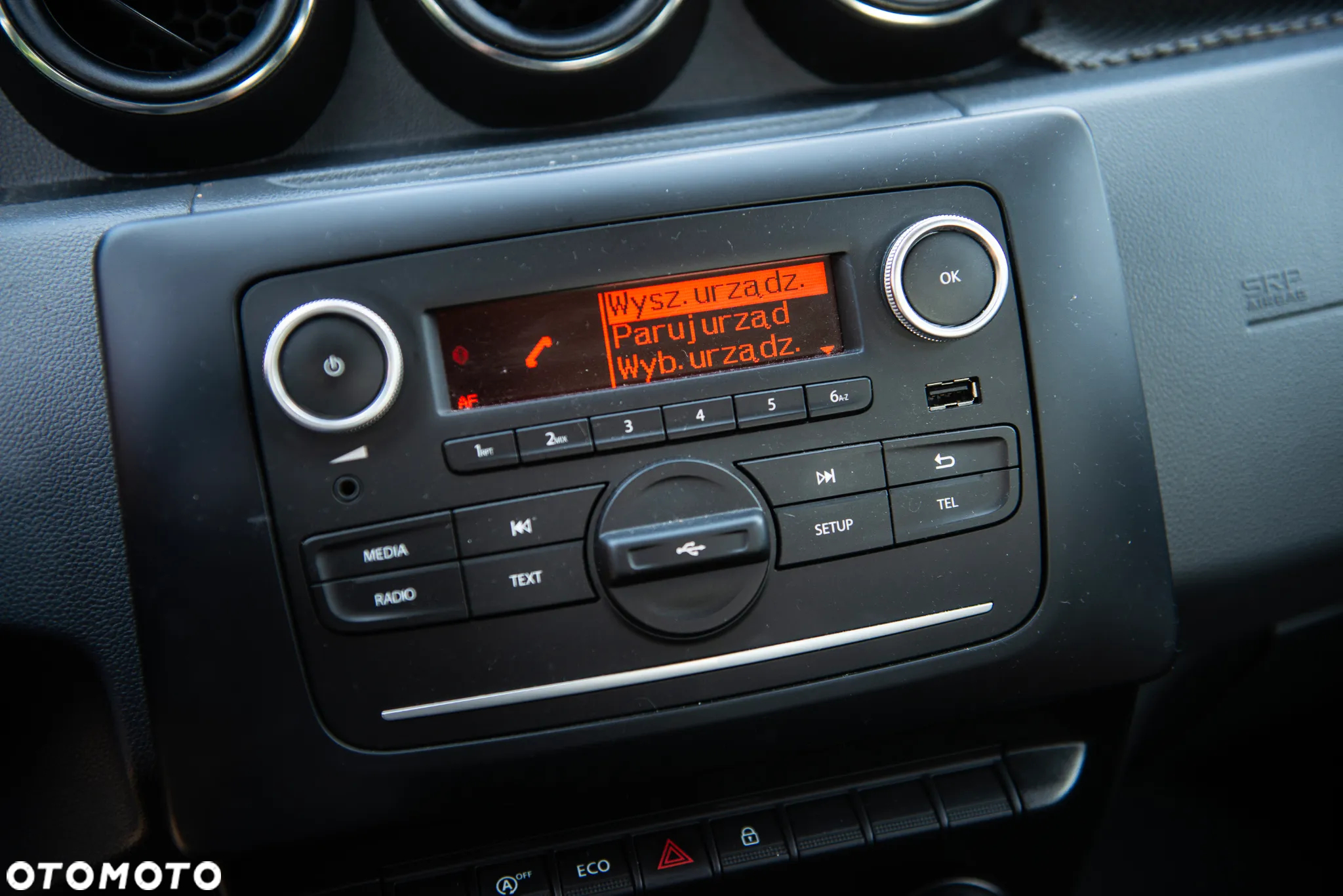 Dacia Duster 1.6 SCe Comfort - 33