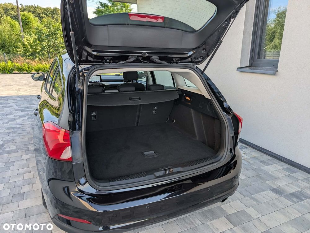 Ford Focus 1.5 EcoBlue Connected - 9