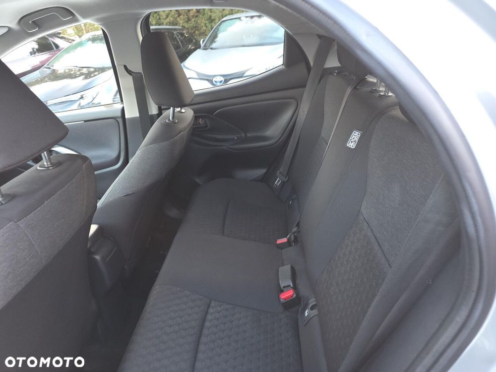 Toyota Yaris Hybrid 1.5 Comfort - 12