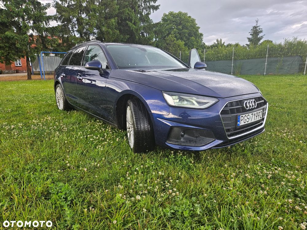 Audi A4 Avant - 11