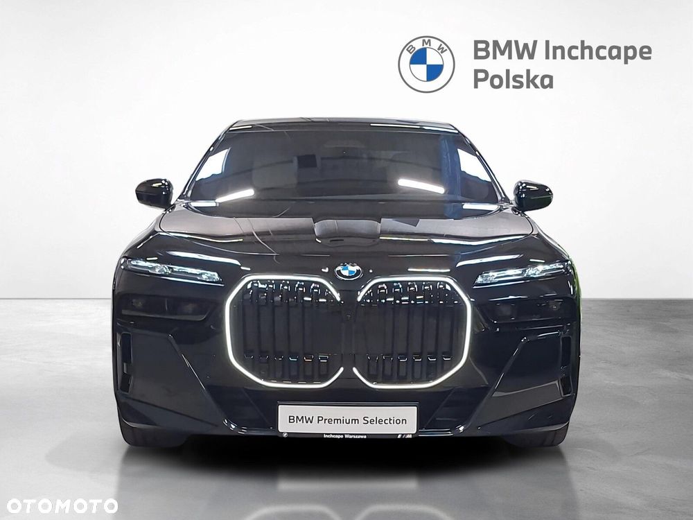 BMW Seria 7 - 8