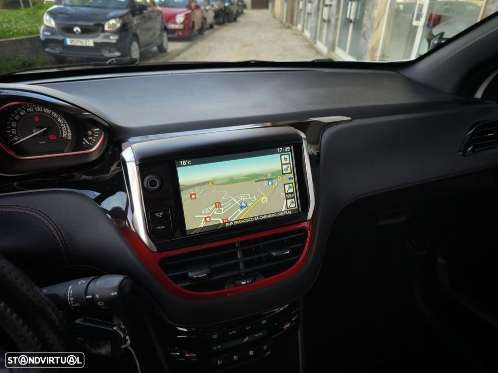 Peugeot 208 1.6 THP GTi - 19